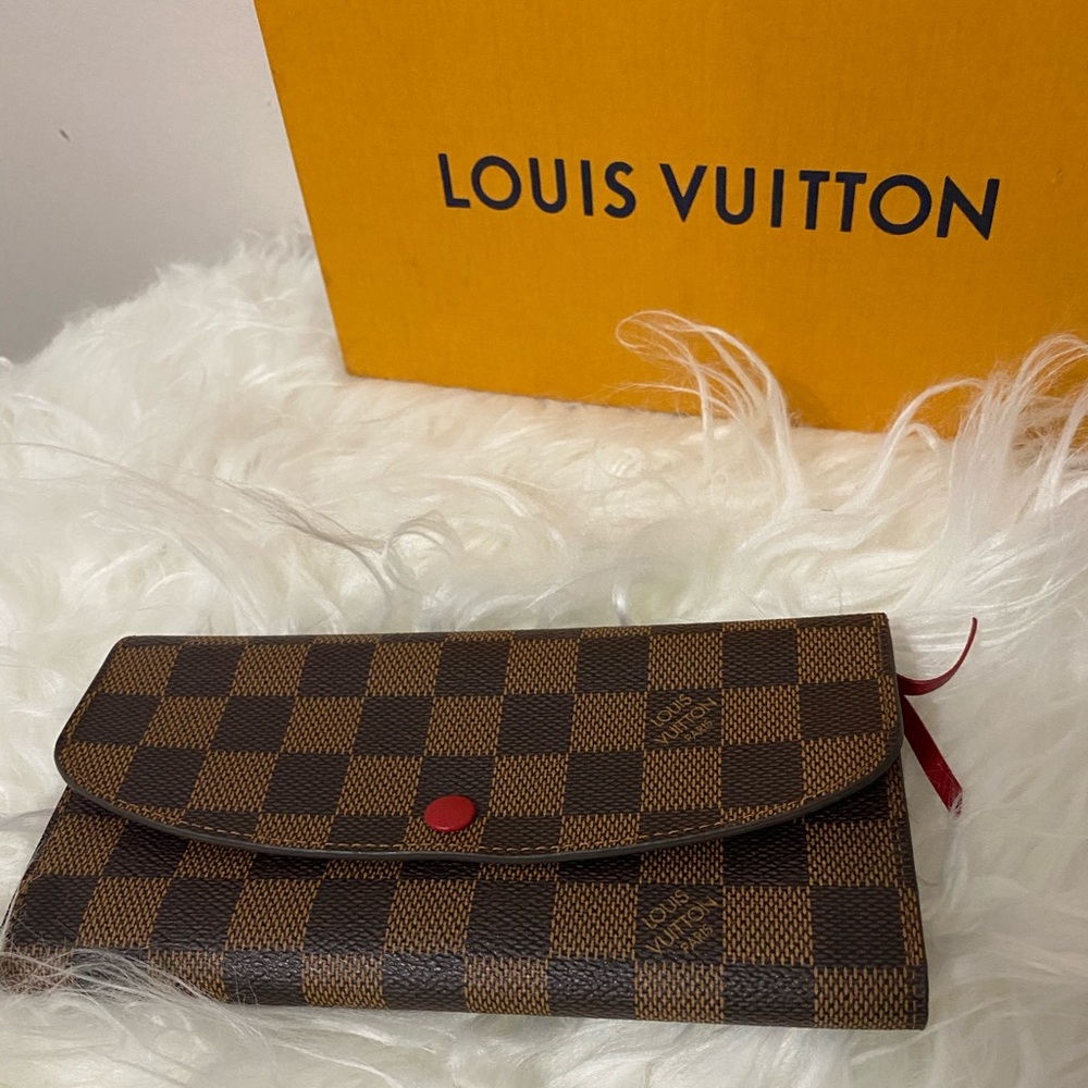 Louis Vuitton Emilie out of stock wallet